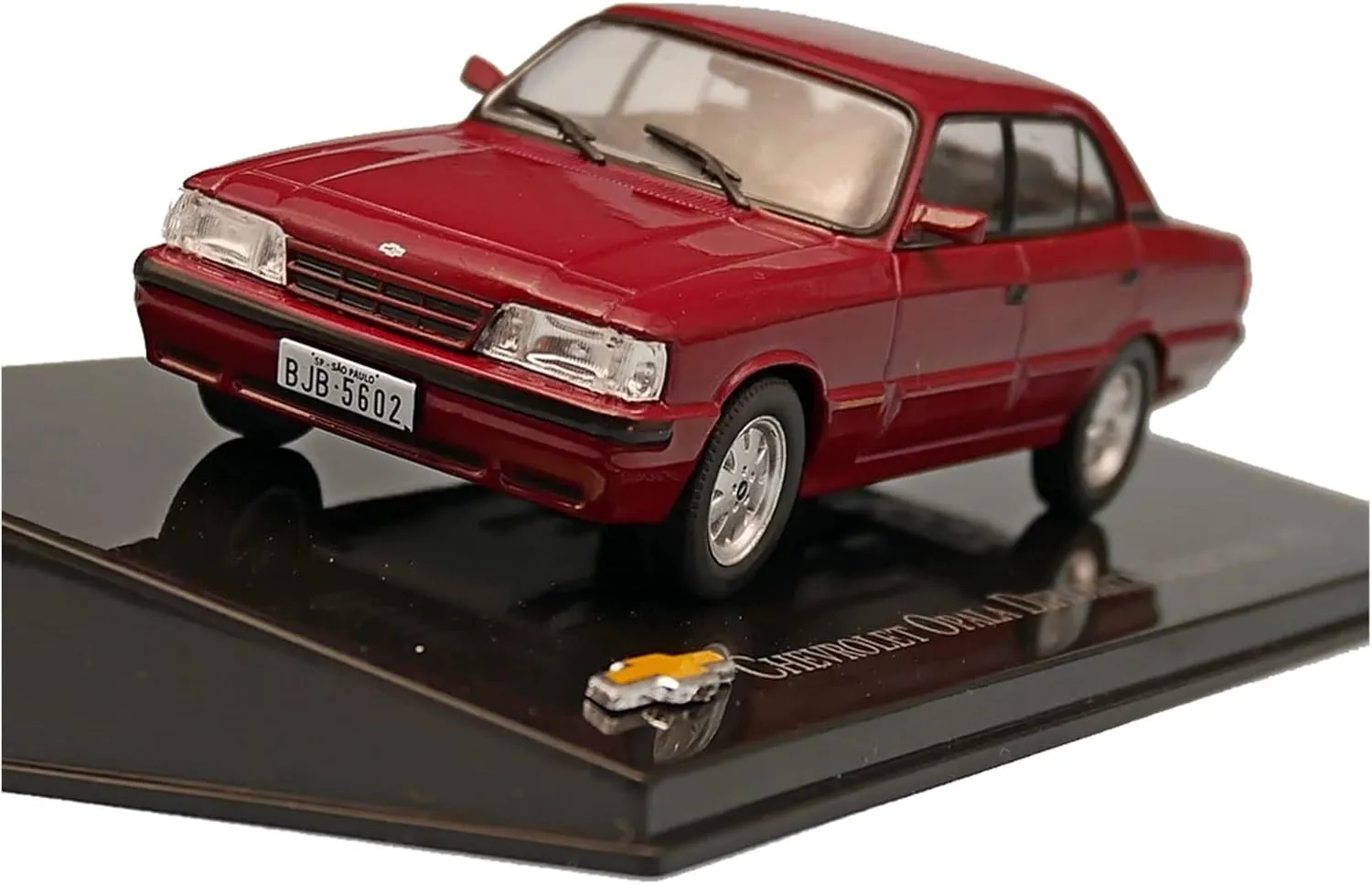 1 43 for Chevrolet Opala 1992 Simulation Alloy Car Model Collection Ornament Toy Car Non-Remote App Controlled Toys