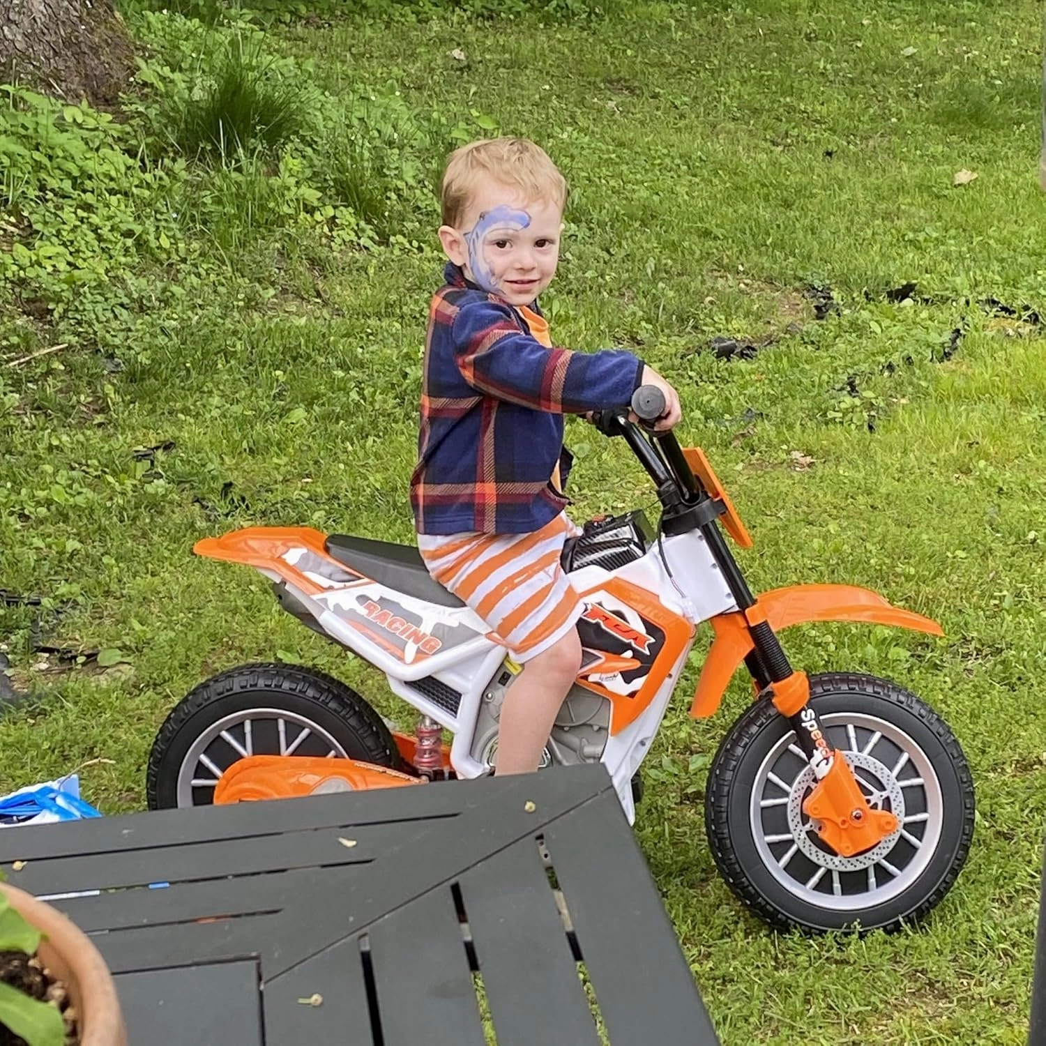 12V 7Ah Kids Motorcycle Dirt Bike Electric Battery Powered Ride On Toy Bike Off-Road Street Bike, Kids Ride on Electric Vehicles with Training Wheels, Built-in Music, Yellow