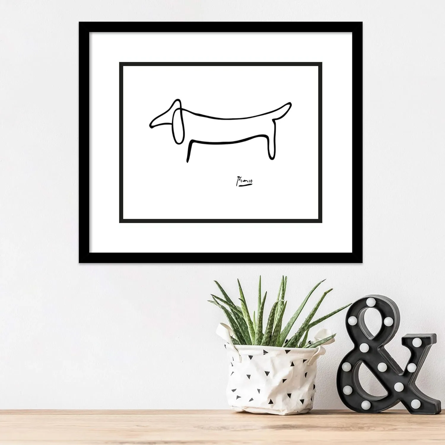 Amanti Art Framed Wall Art Print 17x20 Le Chien (The Dog) by Pablo Picasso, Animals Wall Art, Museum Masters Classics Decor, Small Poster Painting Artwork for Living Room, Bedroom, Bathroom, Kitchen