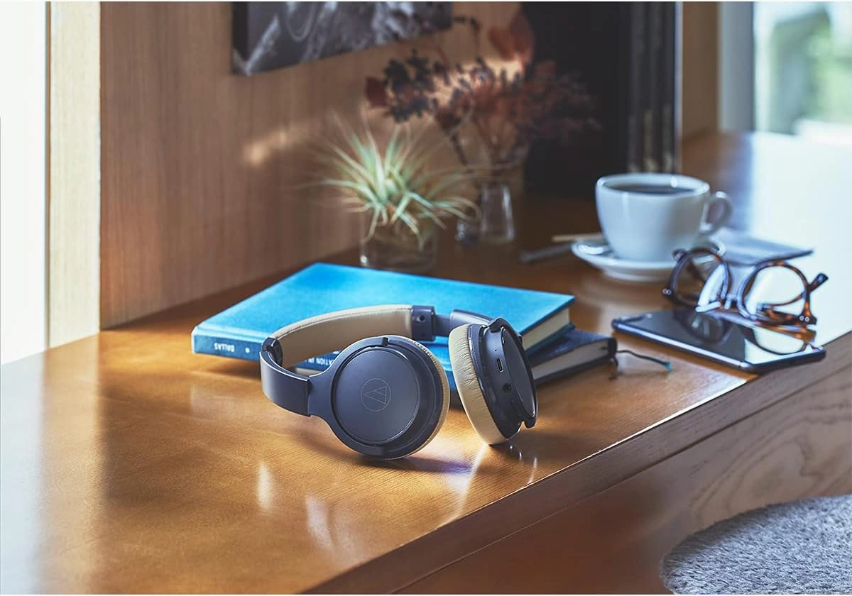 Audio Technica ATH-S220BTNBG Navy/Beige Total Wireless On-Ear Headphones (2021)