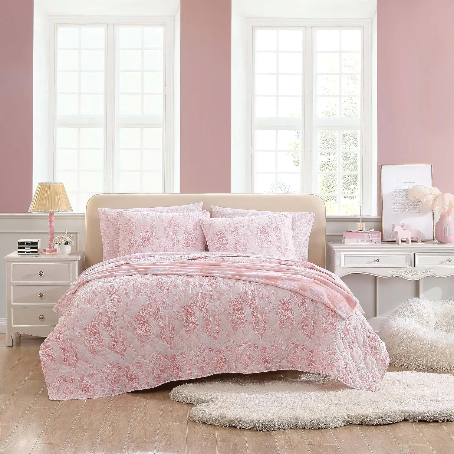 Betsey Johnson - Quilt Set, Reversible Brushed Microfiber Bedding with Matching Shams Diamond Stitched Bedroom Decor (Butterfly Ombre Pink, Queen)