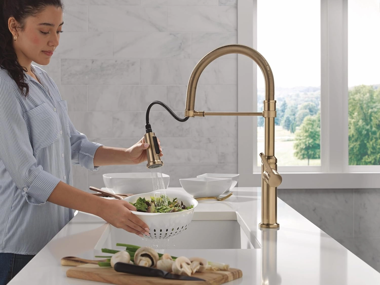 Delta Faucet Rhett Pro Commercial Style Kitchen Faucet with Pull Down Sprayer, Gold Commercial Kitchen Faucet, Spring Kitchen Faucet, Delta Kitchen Sink Faucet, Champagne Bronze 18829-CZ-DST