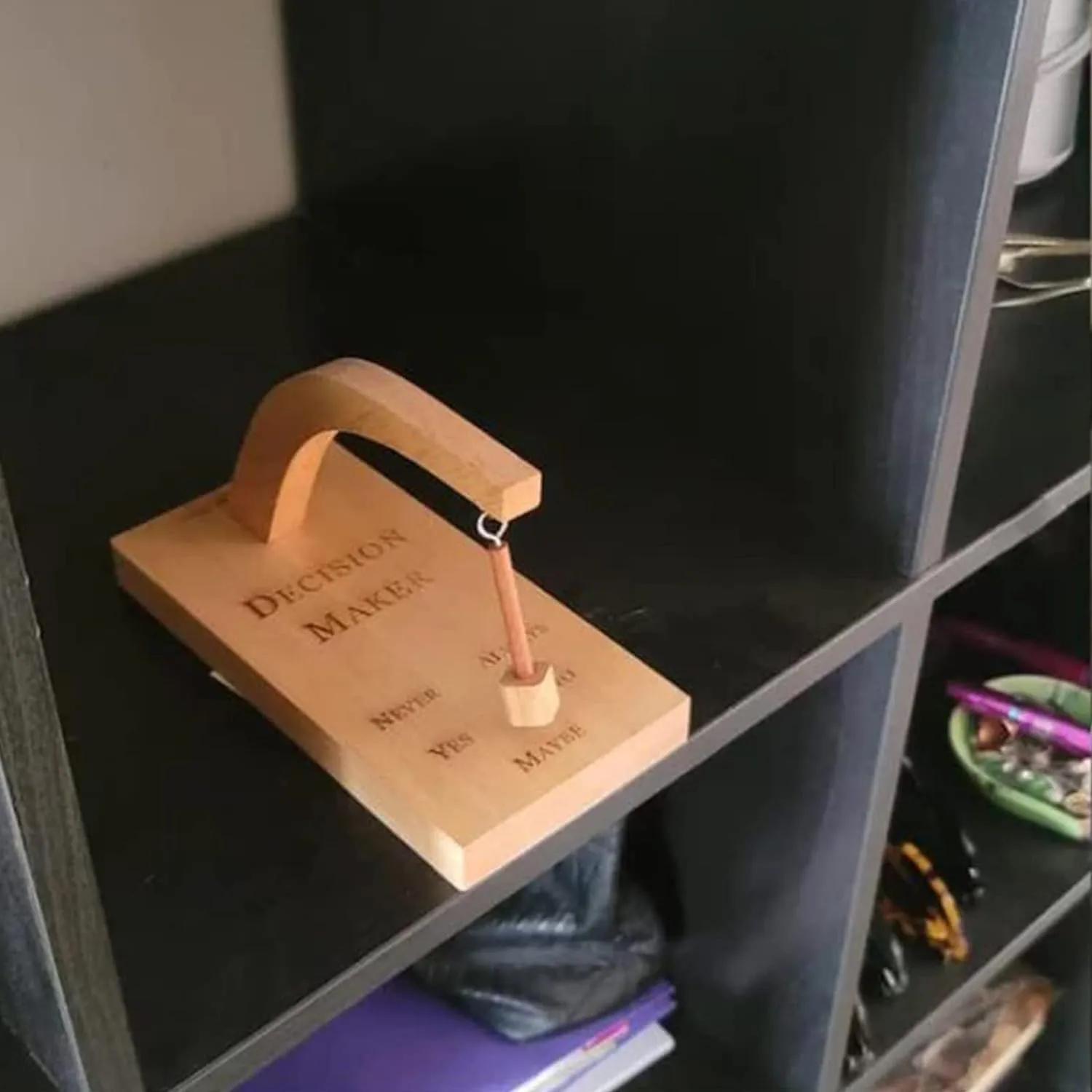 Firlar Creative Magnetic Decision Maker, Wooden Decision Maker Magnetic Swing Pendulum Decision Desk Tabletop Game Toy, Magnetic Wobbler, Swing The Pendulum and Find The Answer to Your Question!