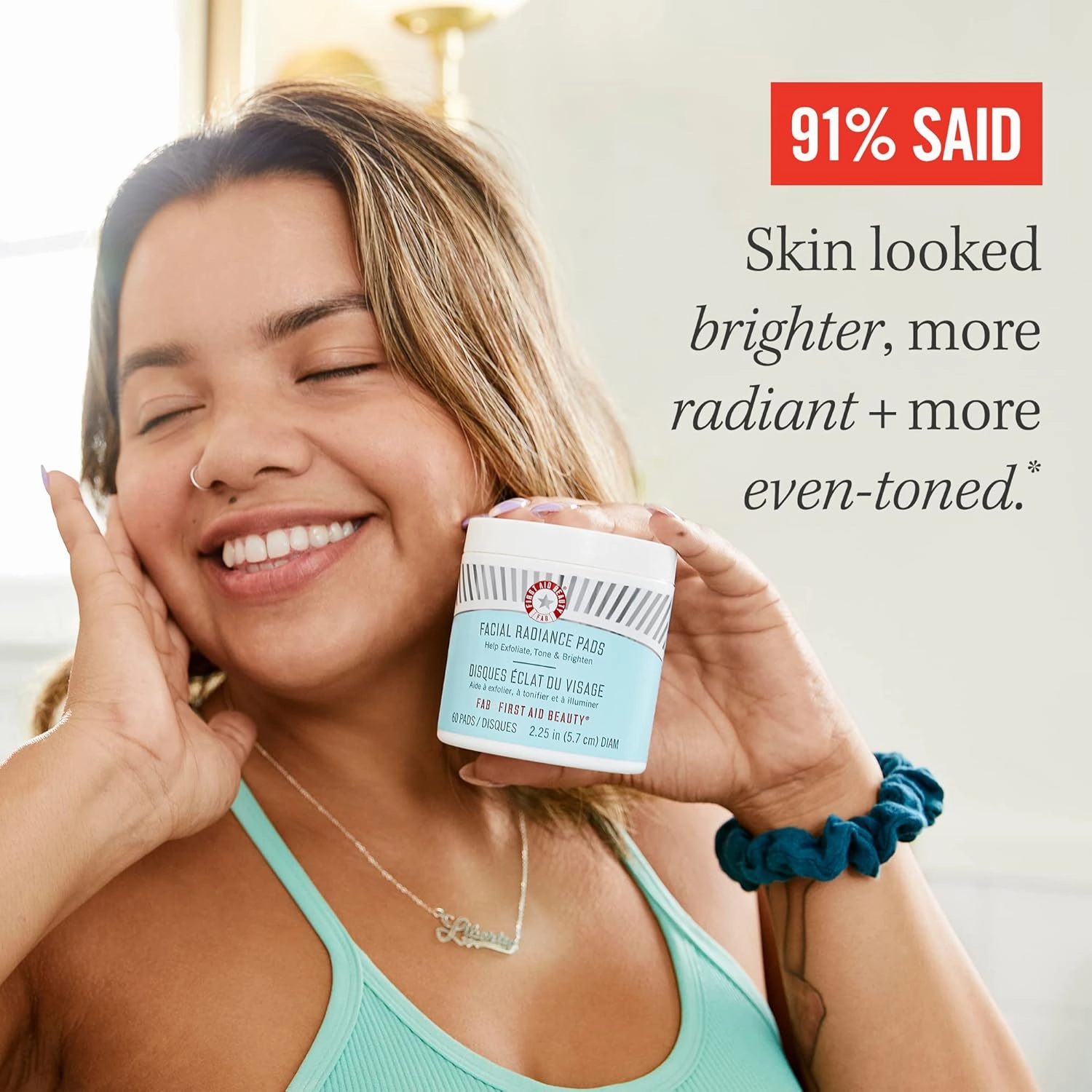 First Aid Beauty Facial Radiance Pads, Exfoliating Pads with AHA, 28 Count