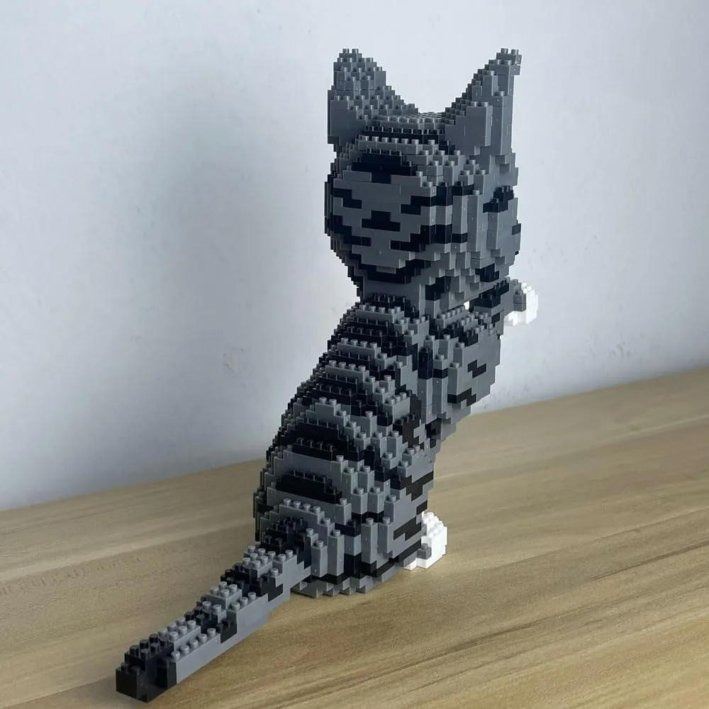 Friendly Tabby Cat Model Micro Mini Building Block Toy Sets: an Endearing Decor Recalling The Sweetness of Cats