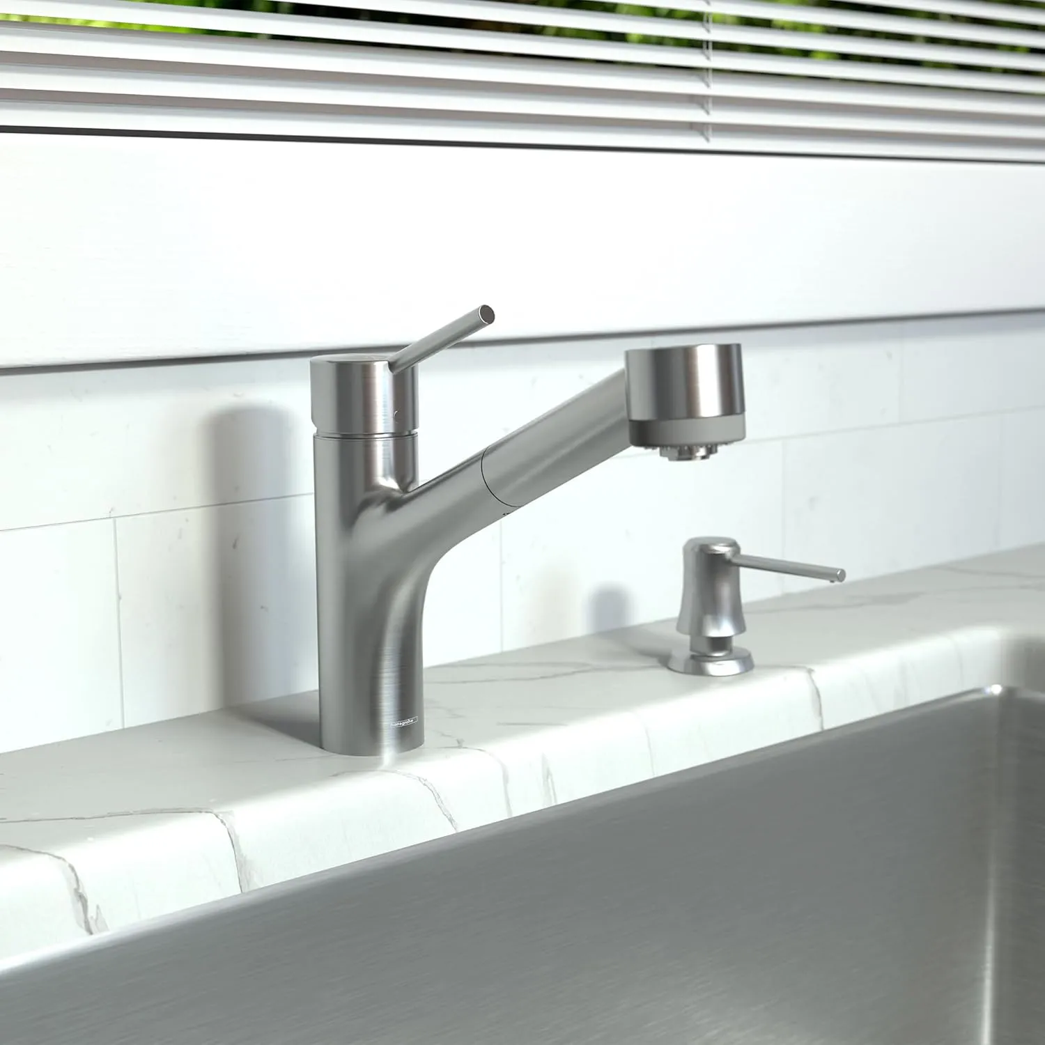 hansgrohe Talis S Stainless Steel Single-Handle Kitchen Faucet, Kitchen Faucets with Pull Out Sprayer, Faucet for Kitchen Sink, Stainless Steel Optic 06462860