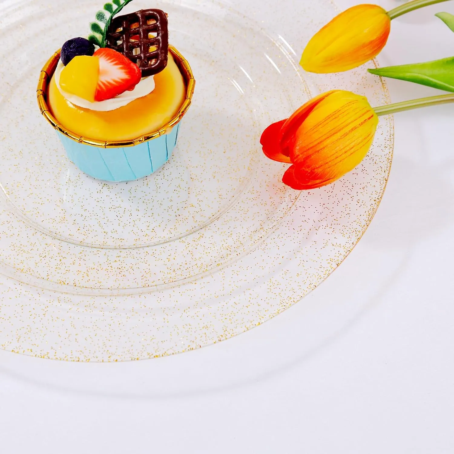 I00000 350 Pcs Gold Glitter Plastic Dinnerware Set for 50 Guests, Plastic Disposable Plates for Party, Include: 50 Dinner Plates,50 Dessert Plates,50 Paper Napkins, 50 Cups, 50 Silverware Set