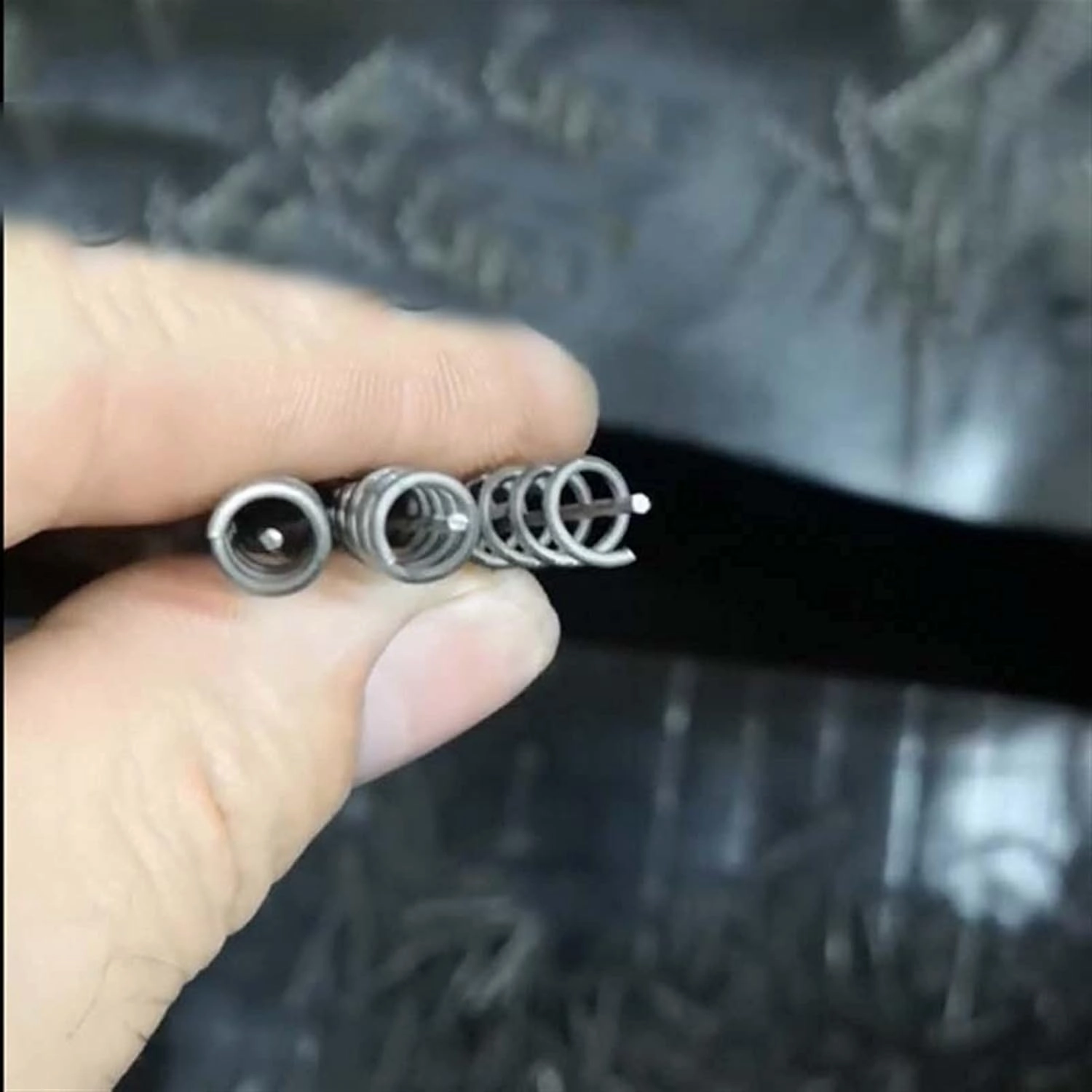 Liudan Fishing Hook Stainless Steel Fishing Points 40/100 PCS Spring Twist Lock Fishing Hook Tool Centrating Pins Fixed Latch Needle for Soft Bait Fishing Hooks