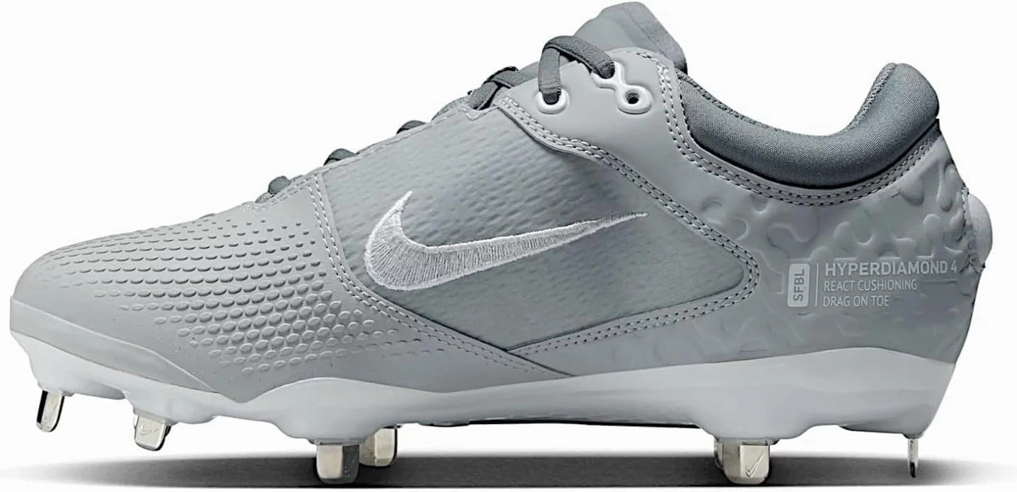 Nike Women's Hyperdiamond 4 Elite Softball Cleats