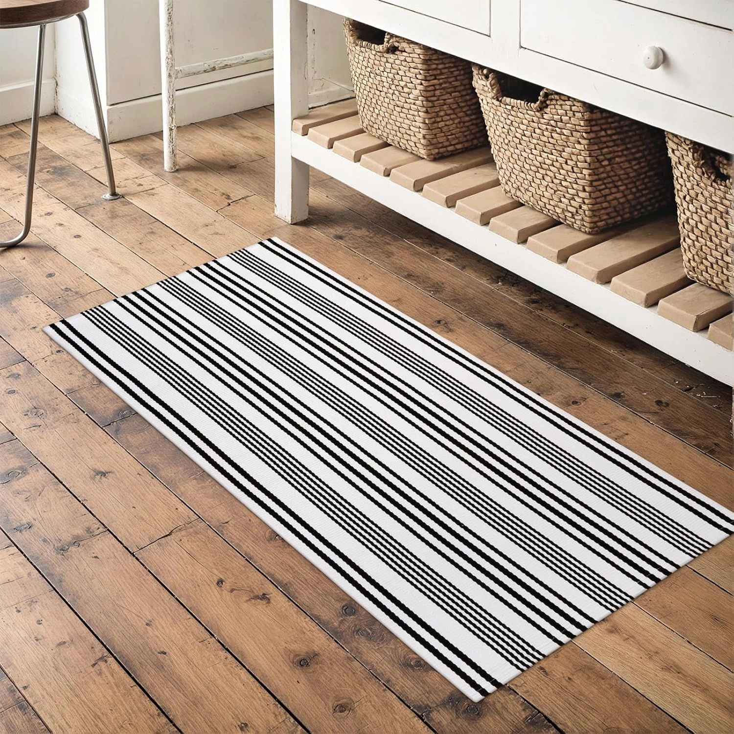 Outdoor Rug Front Door Mat 2'x4.3', Cotton Indoor Doormat Washable Black and White Striped Rug, Foldable Reversible Layered Door Mats for Entryway/Farmhouse/Home Entrance