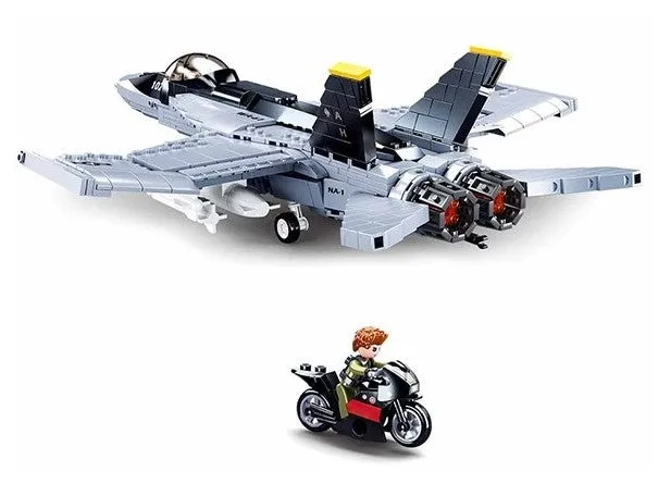 Sluban Model Bricks Super Bumblebee Fighter M38-B0928 682pcs
