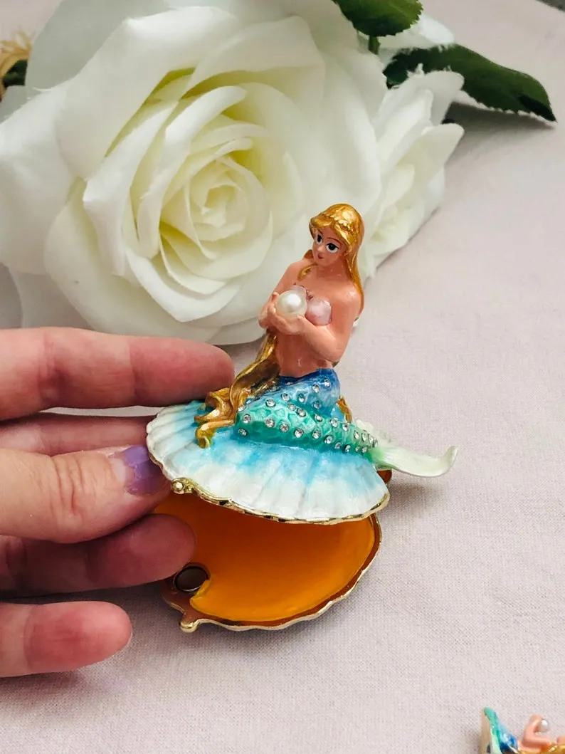 The Little Mermaid Jewel Box with Necklace and Pendant