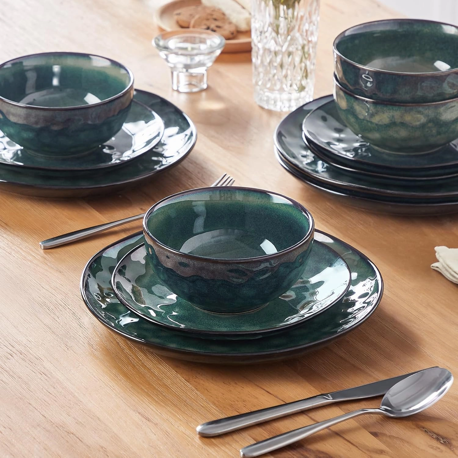 vancasso Starry 12-Pieces Dinnerware Set for 4, Stoneware Plates and Bowls Set Tableware, Dishwasher and Microwave Safe, Green
