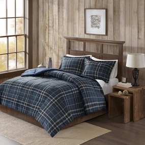 Woolrich Comforter Set, Cabin Lodge, Warm Cover for Colder Season, Modern Cottage-Inspired Down Alternative Ultra Soft Microfiber Bedding, Matching Sham, Plaid Navy King 3 Piece